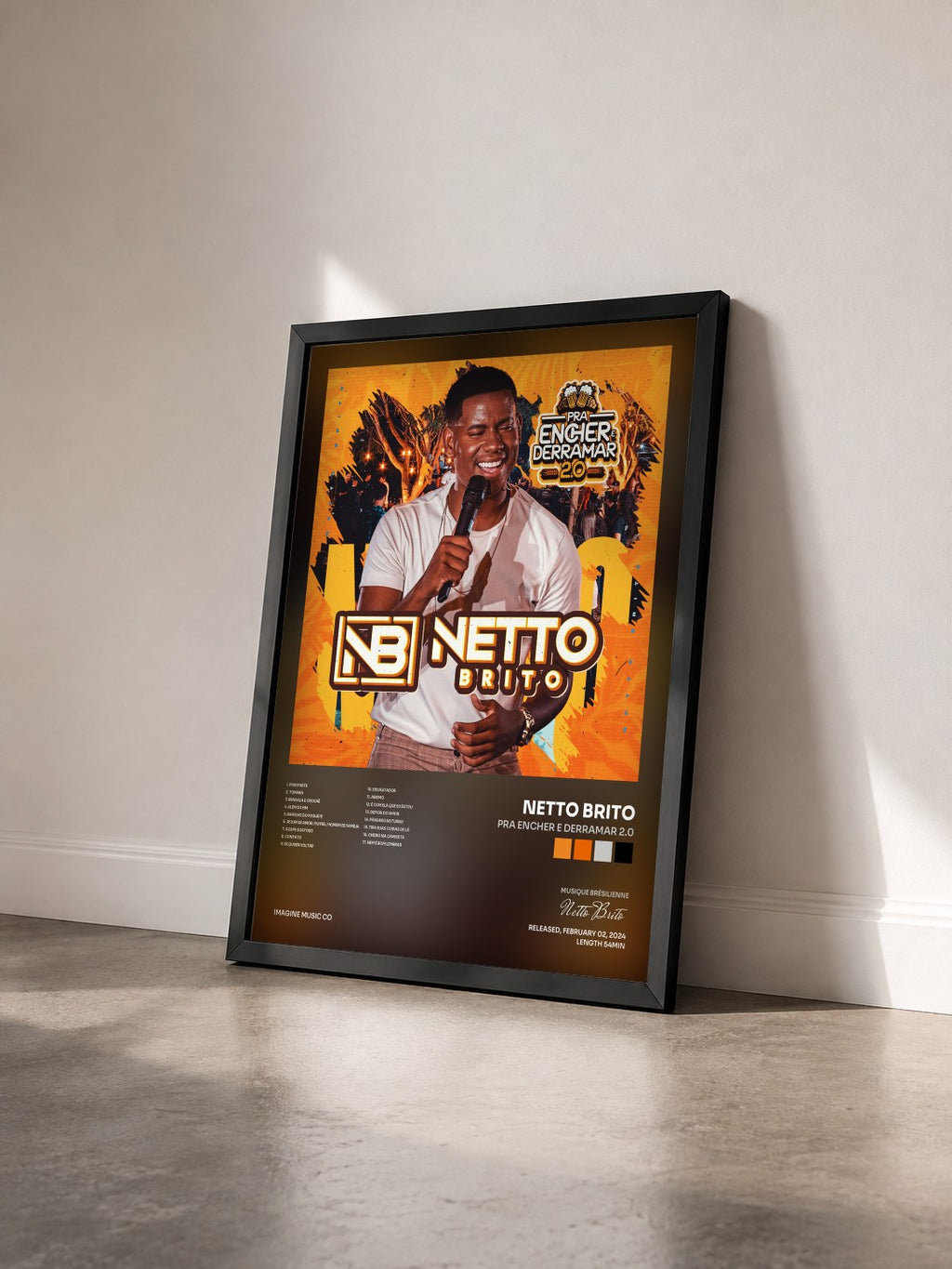 #noir Tableau de l'album Pra Encher e Derramar 2.0 de Netto Brito vu de trois quarts, cadre noir