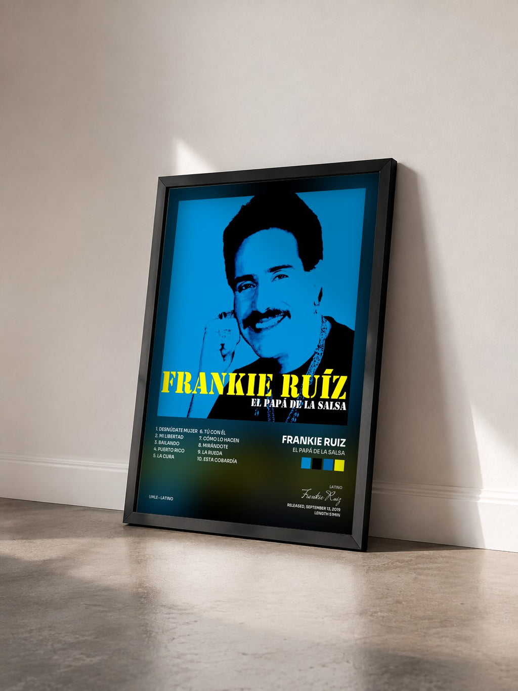 #noir Tableau de l'album El Papá De La Salsa de Frankie Ruiz vu de trois quarts, cadre noir