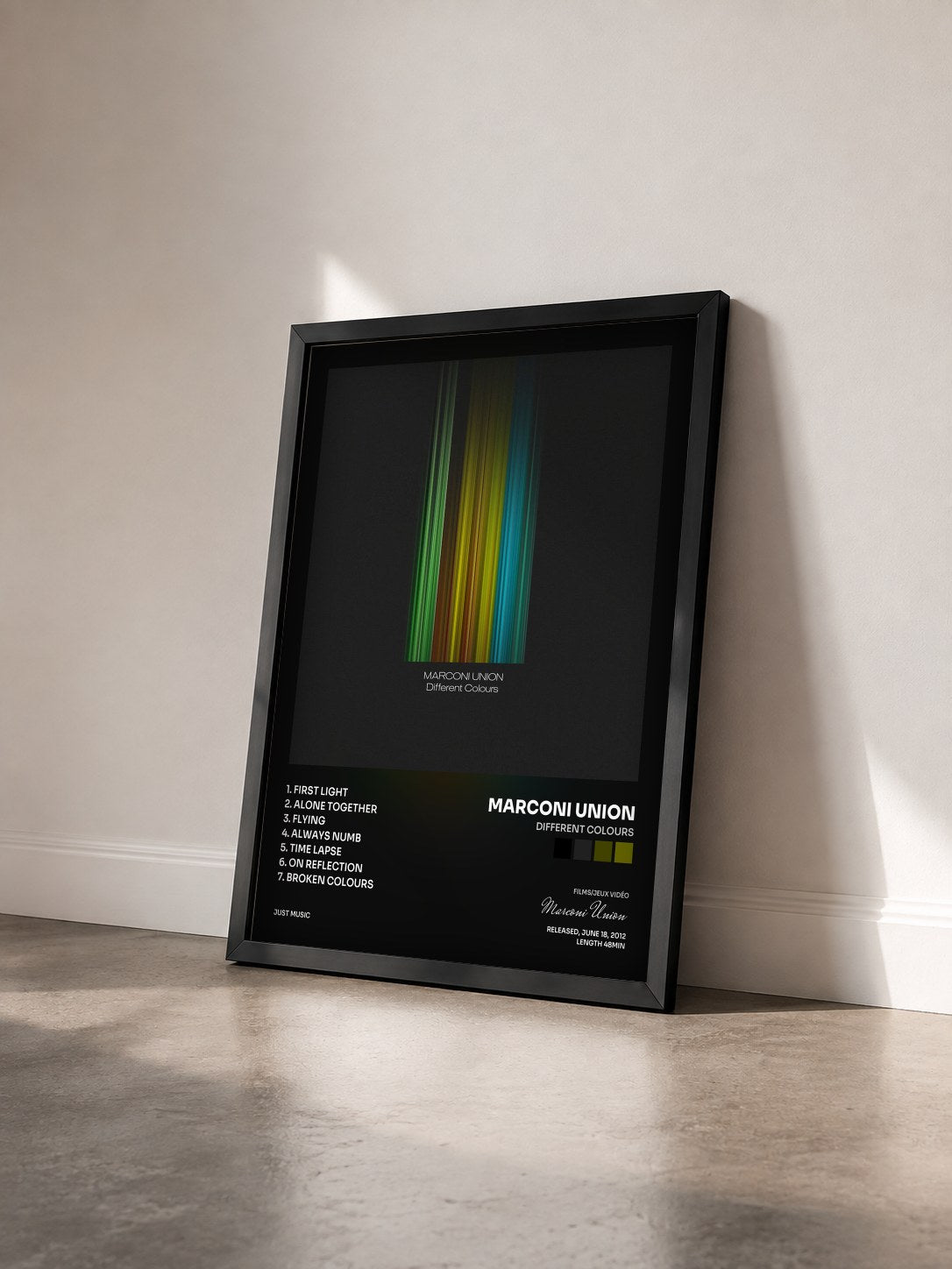 #noir Tableau de l'album Different Colours de Marconi Union vu de trois quarts, cadre noir