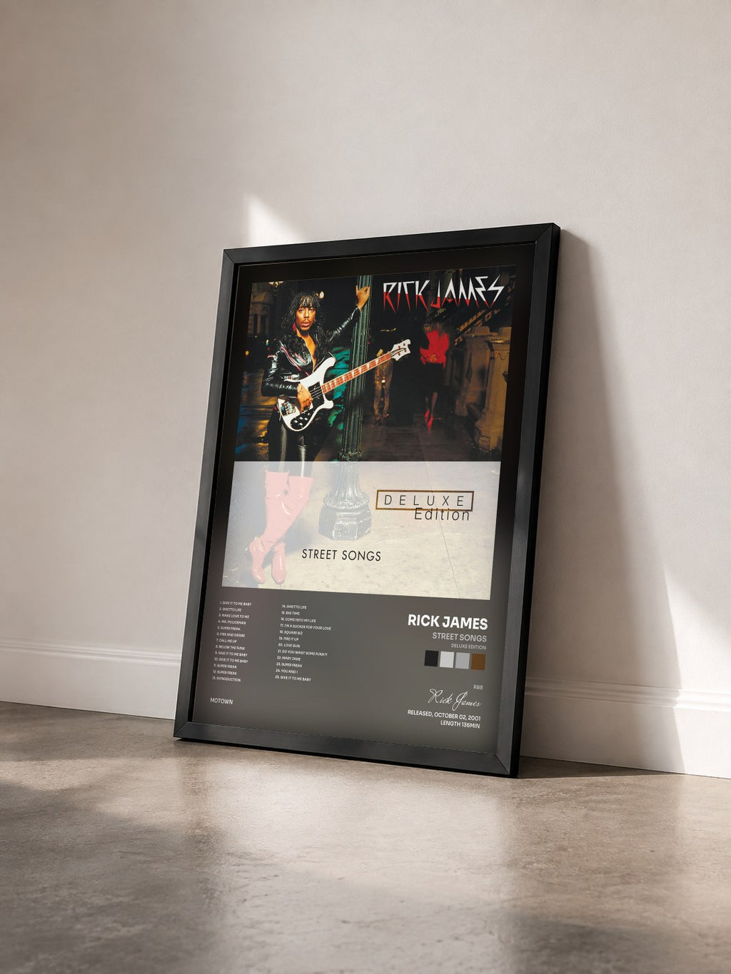 #noir Street Songs (Deluxe Edition) von Rick James als gerahmter Kunstdruck von schräg gesehen, schwarzer Rahmen