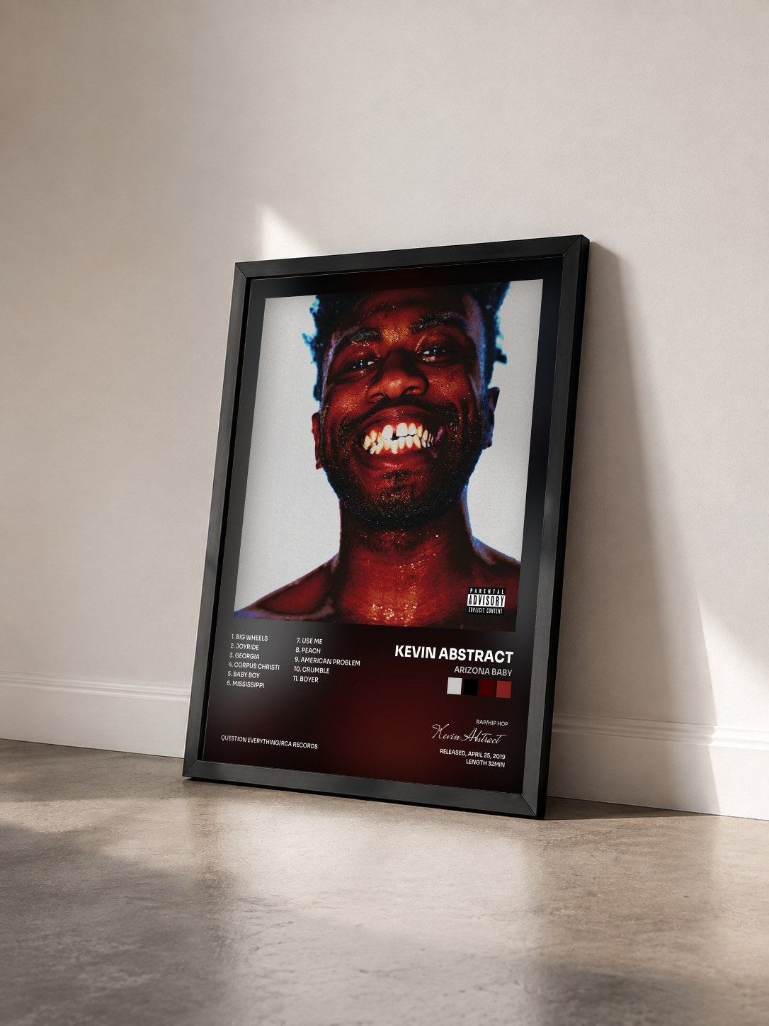 #noir Tableau de l'album ARIZONA BABY de Kevin Abstract vu de trois quarts, cadre noir