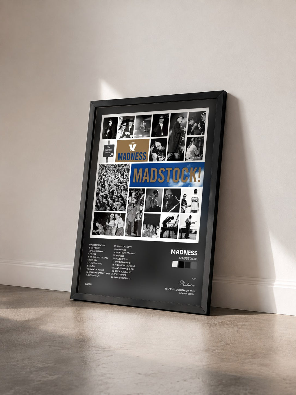 #noir Tableau de l'album Madstock! de Madness vu de trois quarts, cadre noir