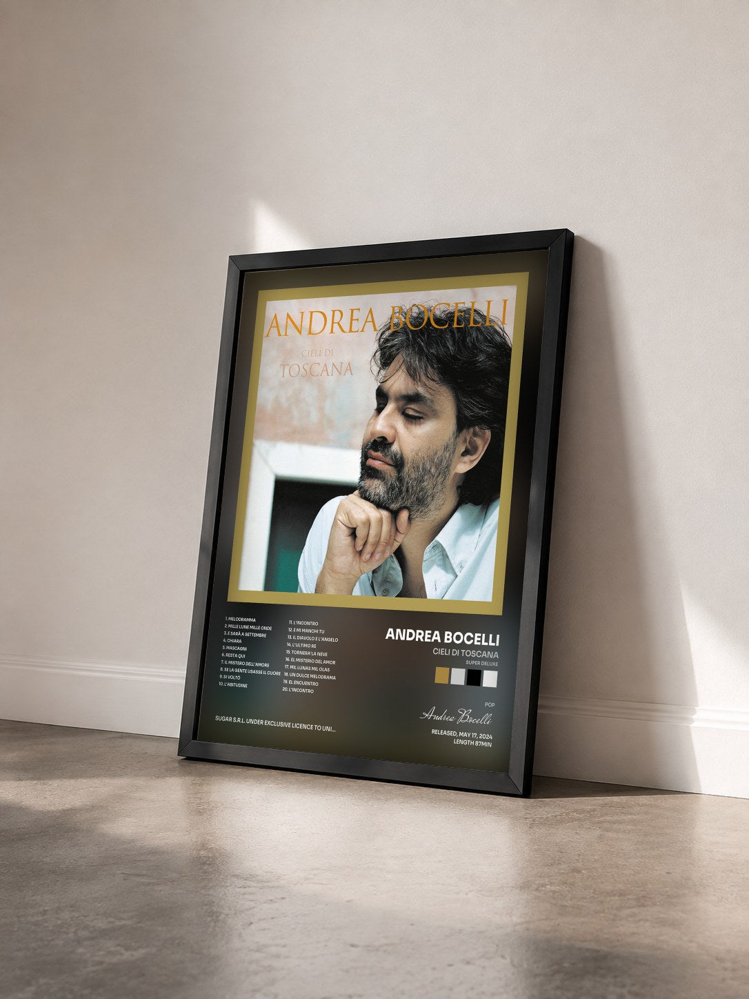 #noir Tableau de l'album Cieli Di Toscana (Super Deluxe) de Andrea Bocelli vu de trois quarts, cadre noir