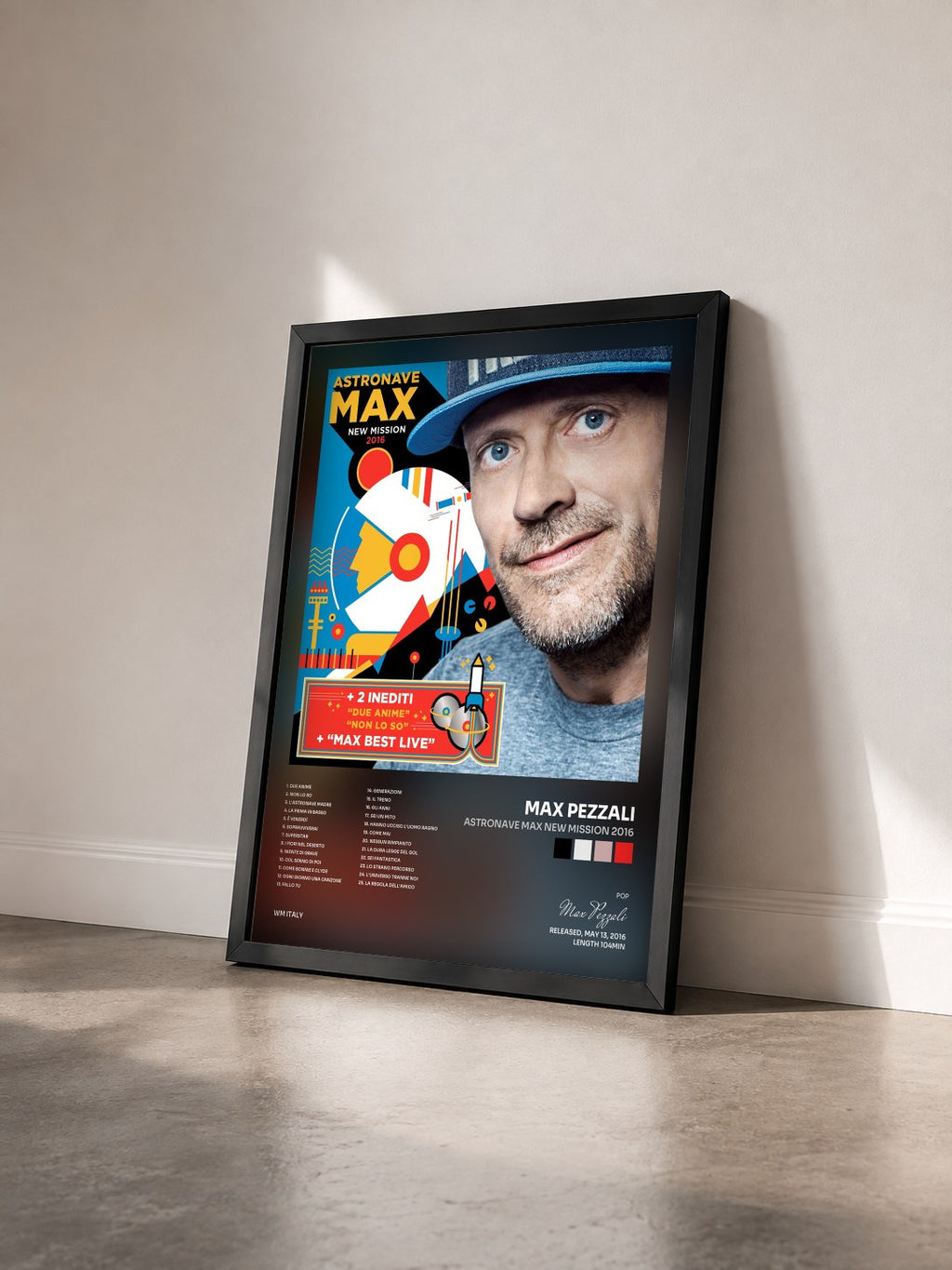 #noir Tableau de l'album Astronave Max New Mission 2016 de Max Pezzali vu de trois quarts, cadre noir