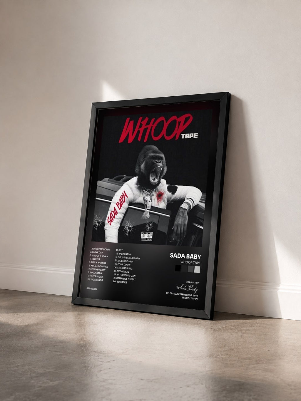 #noir Tableau de l'album Whoop Tape de Sada Baby vu de trois quarts, cadre noir