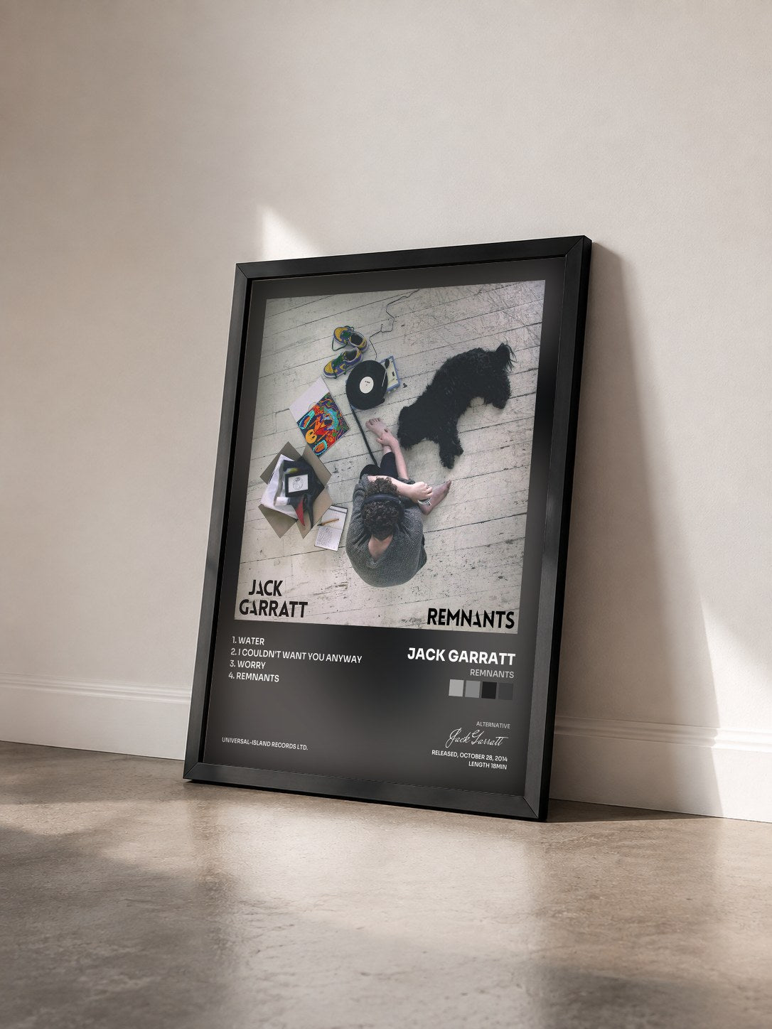 #noir Tableau de l'album Remnants de Jack Garratt vu de trois quarts, cadre noir