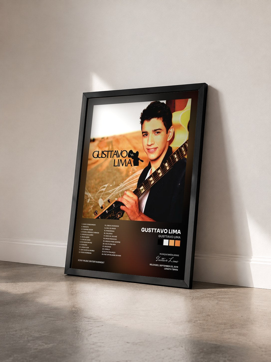 #noir Tableau de l'album Gusttavo Lima de Gusttavo Lima vu de trois quarts, cadre noir