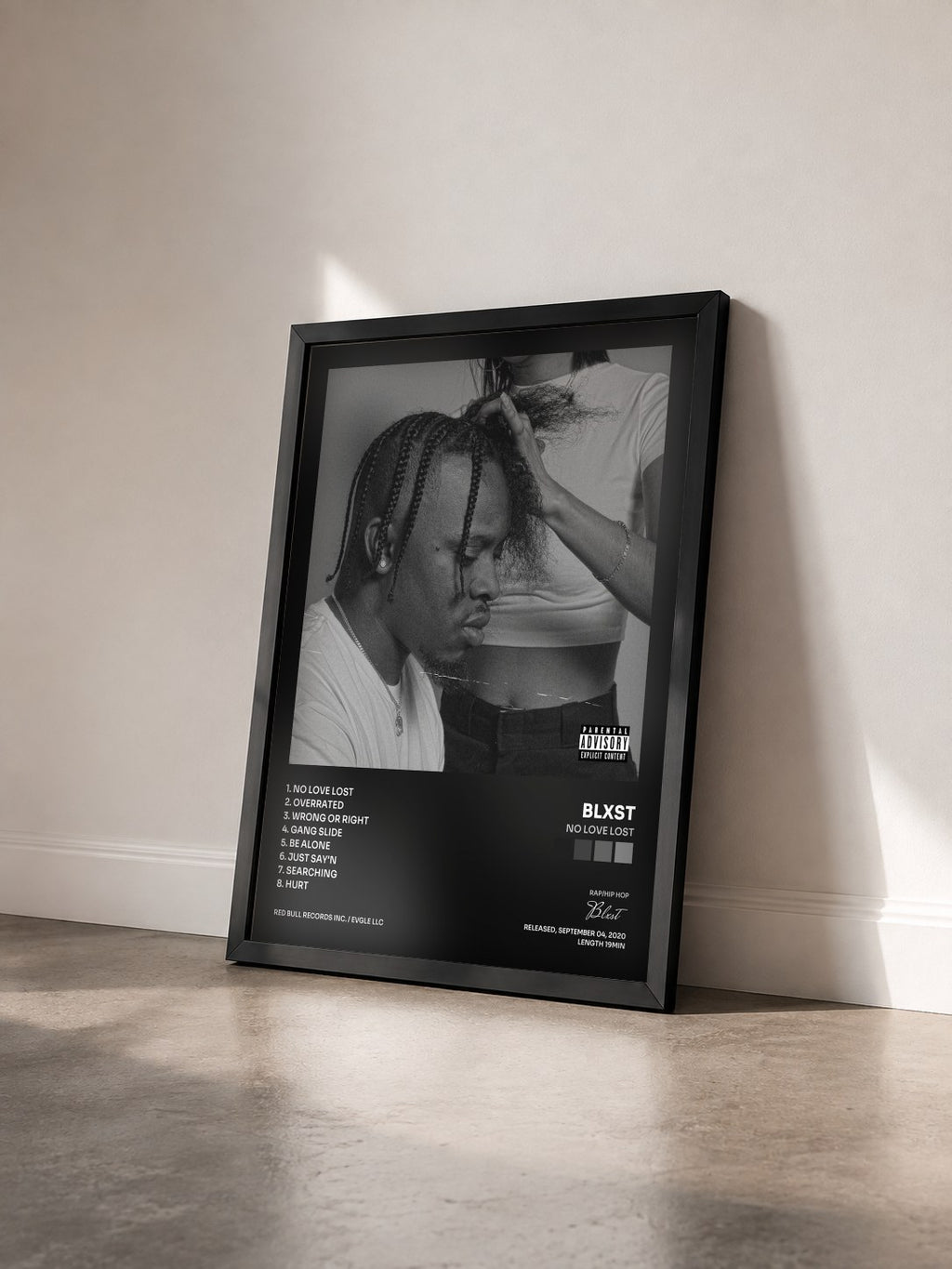 #noir Tableau de l'album No Love Lost de Blxst vu de trois quarts, cadre noir