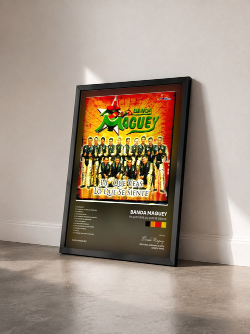 #noir Tableau de l'album Pa Que Veas Lo Que Se Siente de Banda Maguey vu de trois quarts, cadre noir