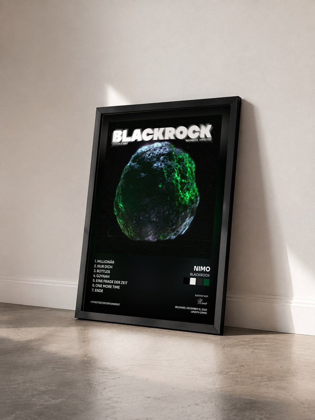 #noir Tableau de l'album BLACKROCK de Nimo vu de trois quarts, cadre noir