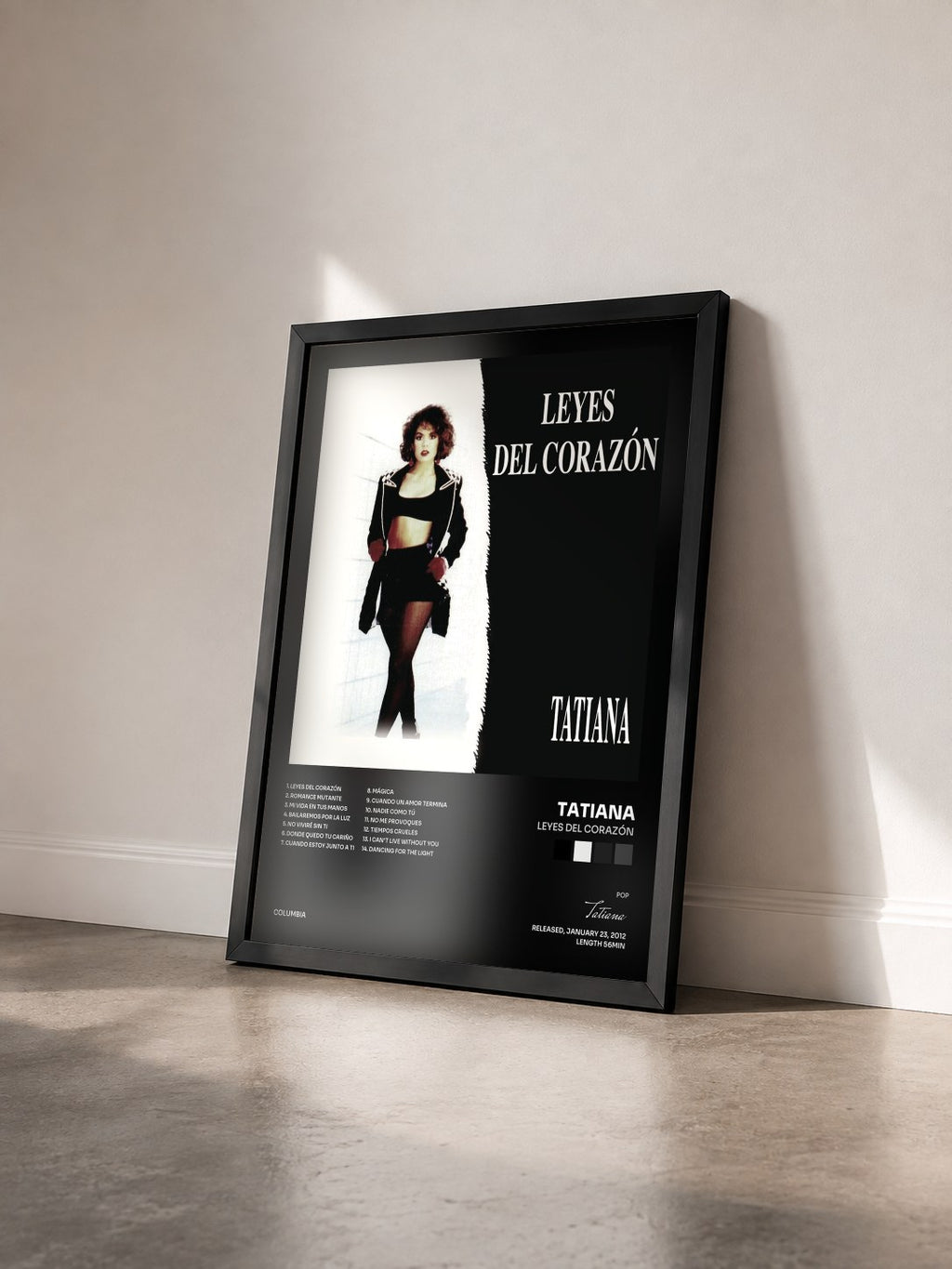 #noir Tableau de l'album Leyes Del Corazón de Tatiana vu de trois quarts, cadre noir
