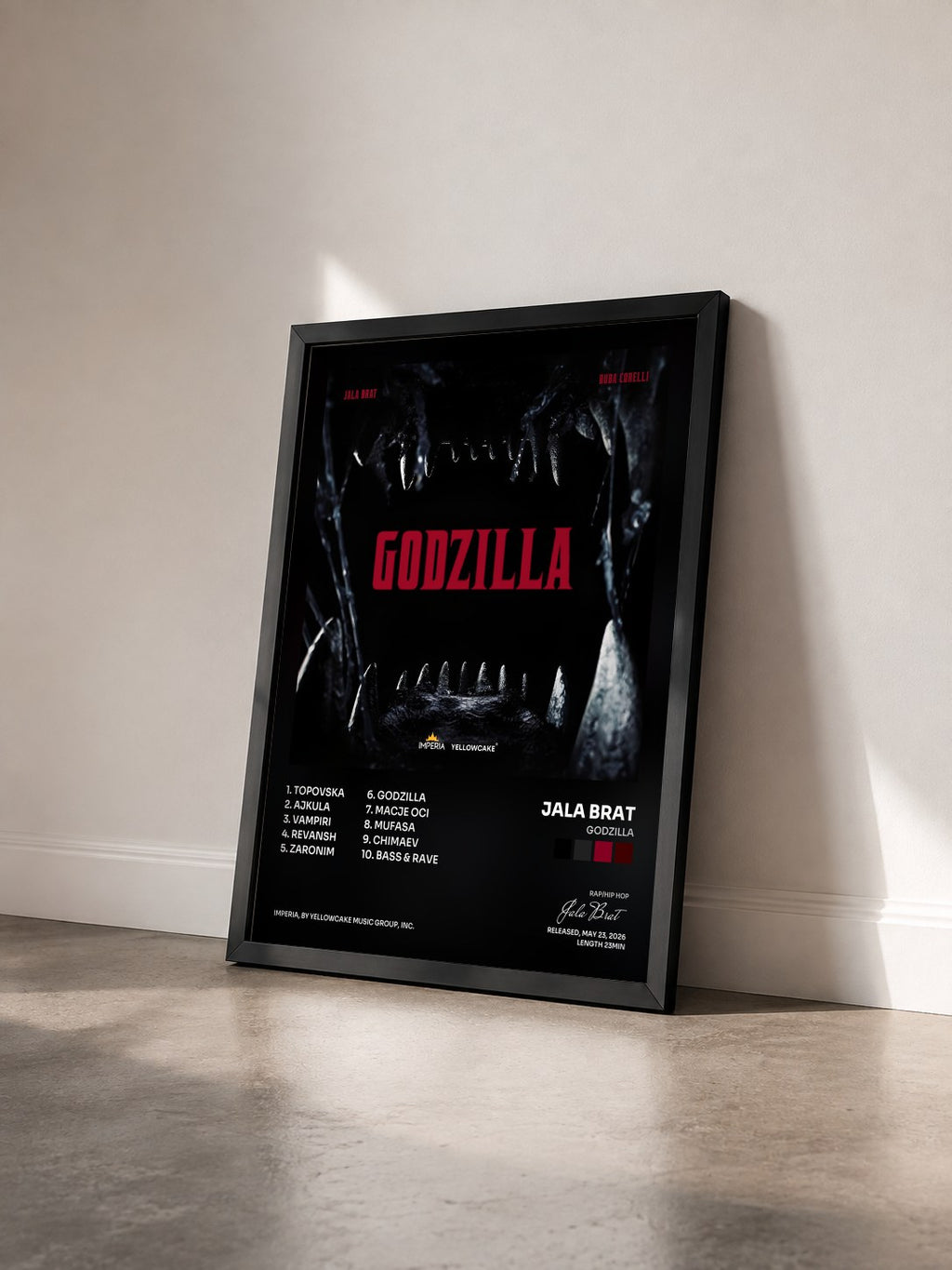 #noir Tableau de l'album GODZILLA de Jala Brat vu de trois quarts, cadre noir