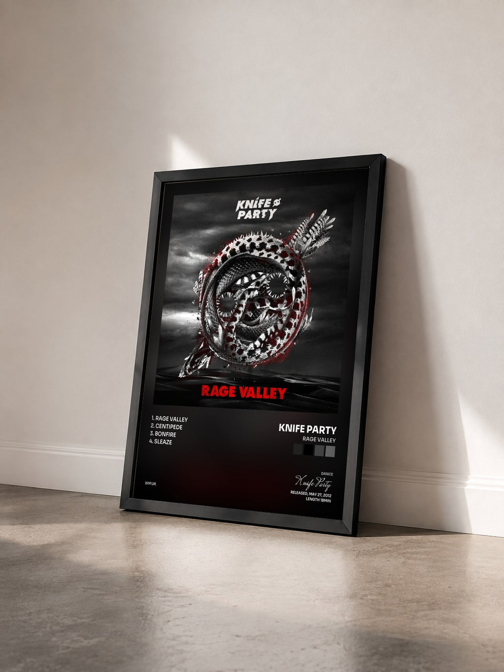 #noir Tableau de l'album Rage Valley de Knife Party vu de trois quarts, cadre noir