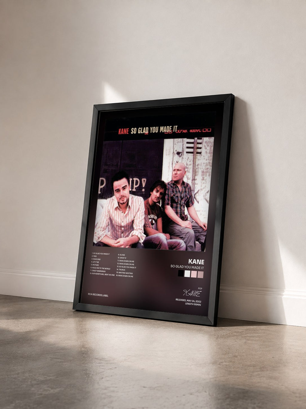 #noir Tableau de l'album So Glad You Made It de KANE vu de trois quarts, cadre noir