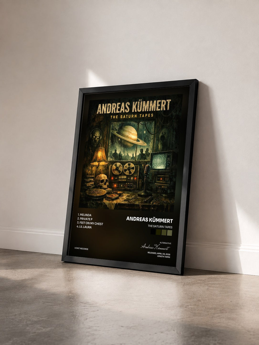 #noir Tableau de l'album The Saturn Tapes de Andreas Kümmert vu de trois quarts, cadre noir