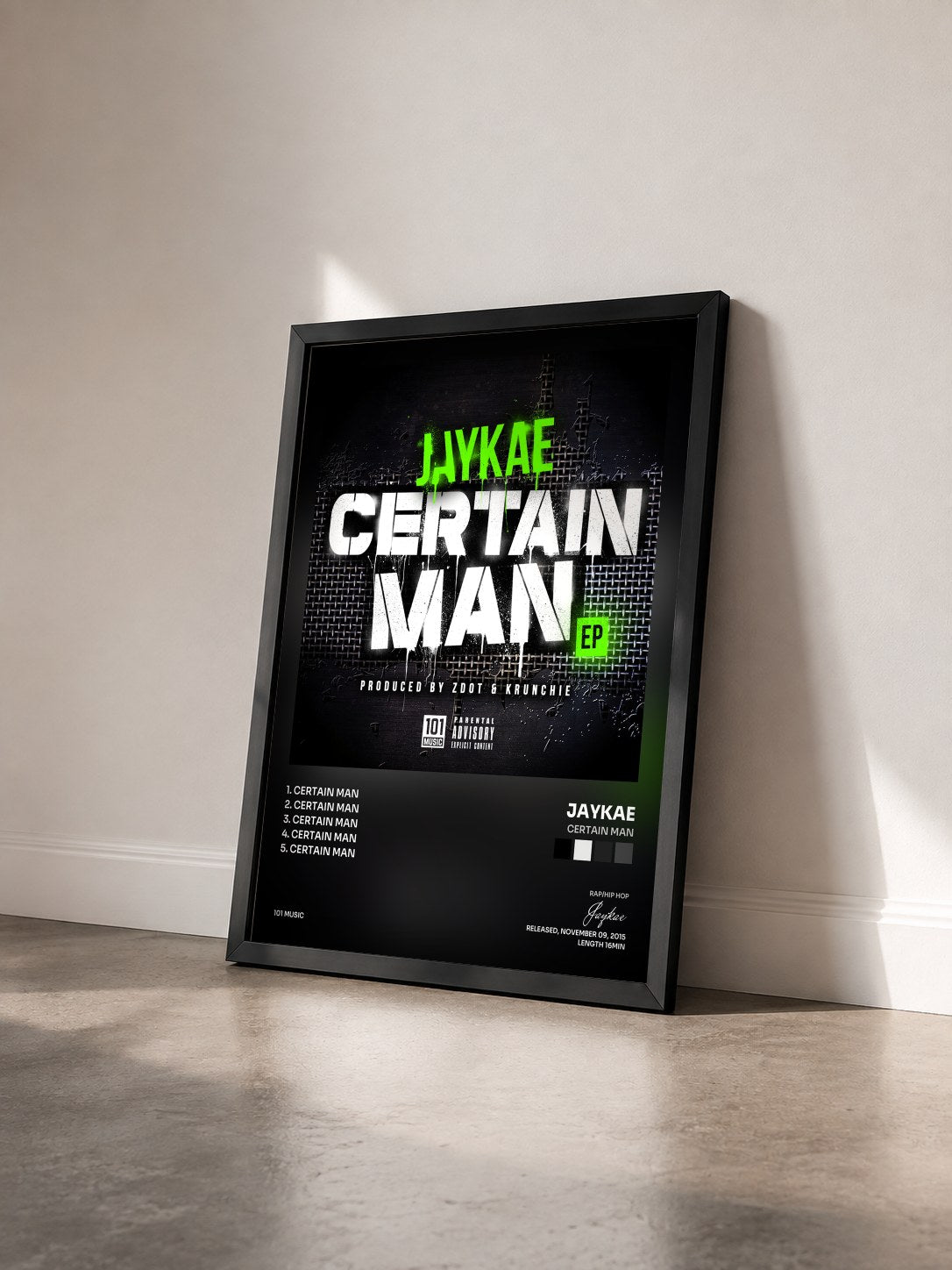 #noir Tableau de l'album Certain Man de Jaykae vu de trois quarts, cadre noir