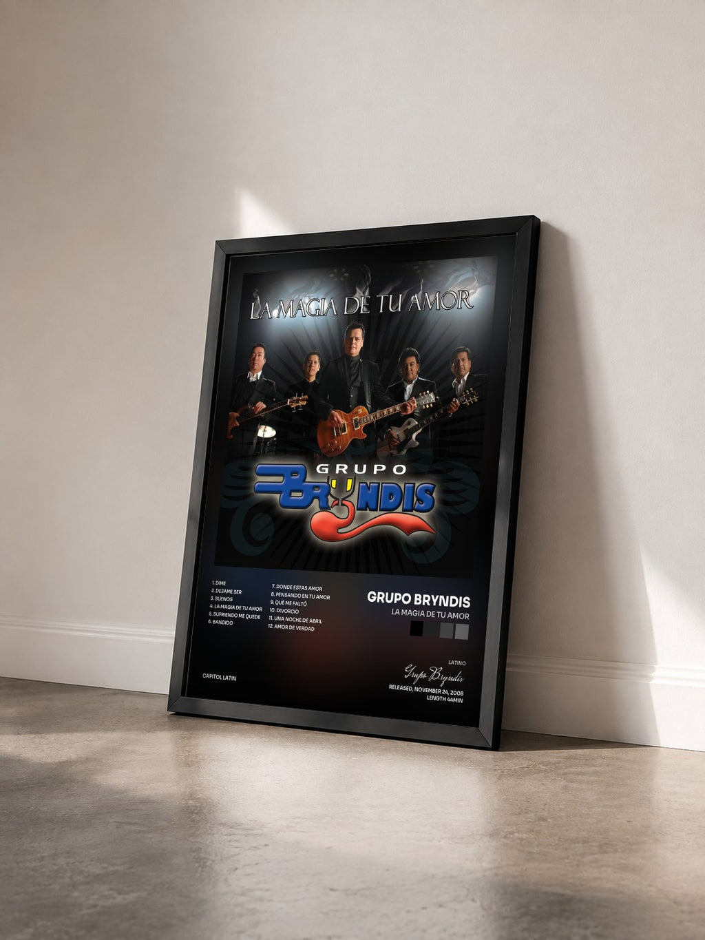 #noir Tableau de l'album La Magia De Tu Amor de Grupo Bryndis vu de trois quarts, cadre noir