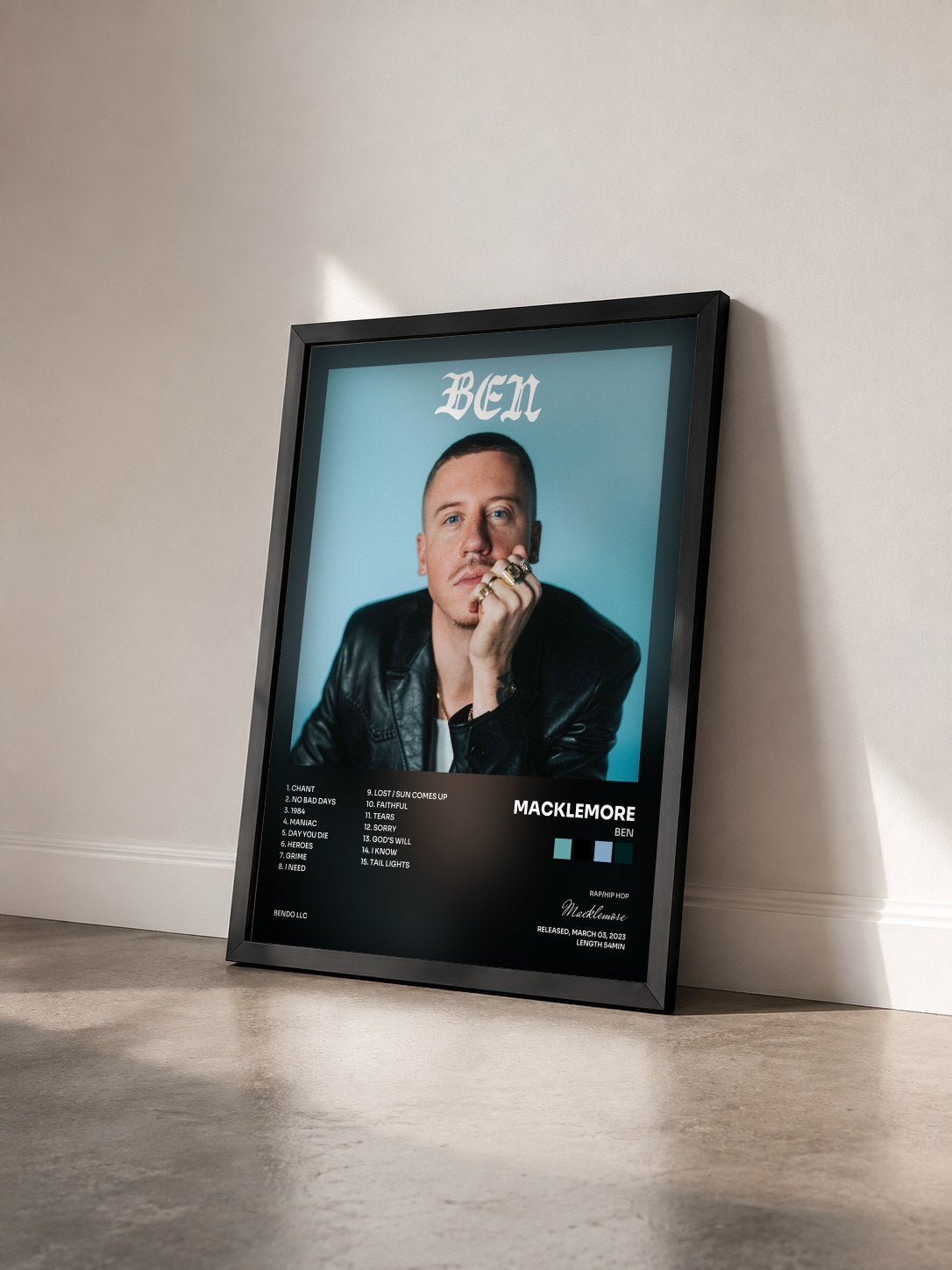 #noir Tableau de l'album BEN de Macklemore vu de trois quarts, cadre noir