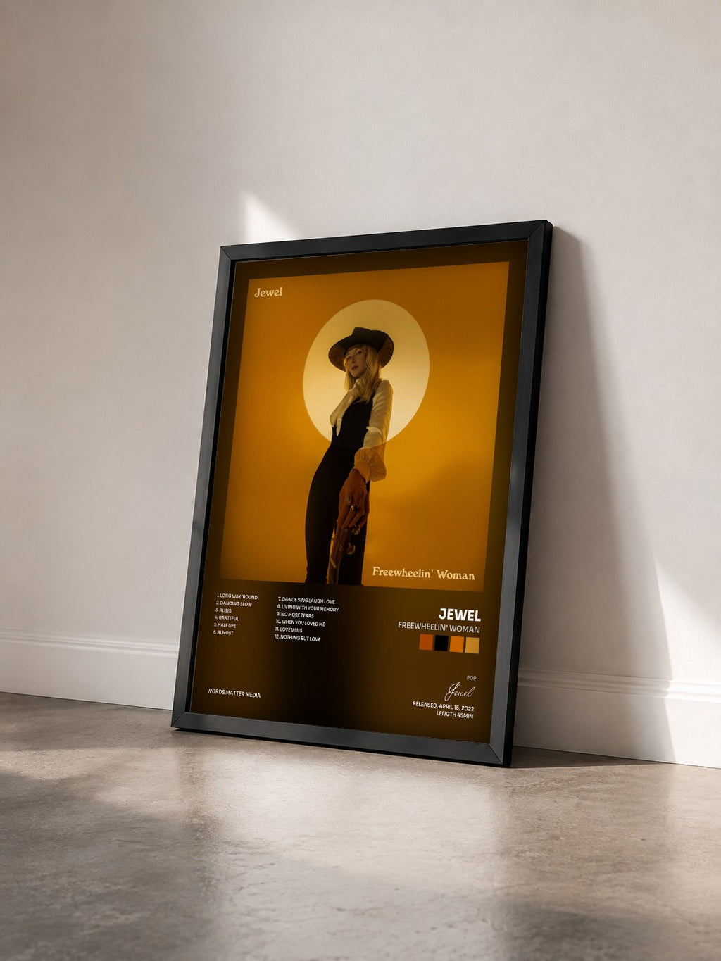 #noir Tableau de l'album Freewheelin' Woman de Jewel vu de trois quarts, cadre noir