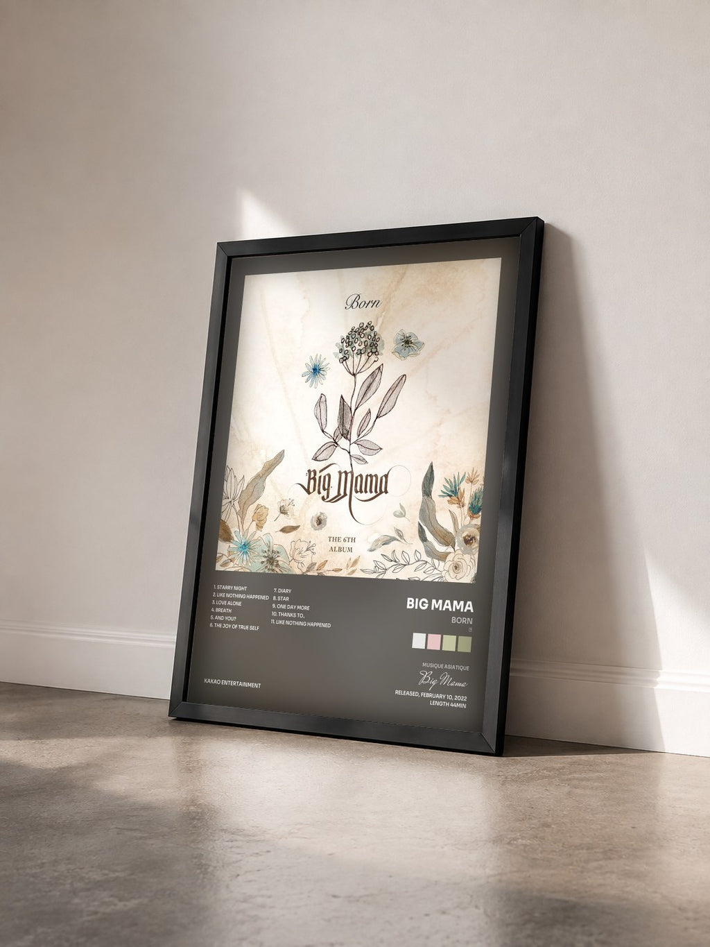 #noir Tableau de l'album Born (本) de Big Mama vu de trois quarts, cadre noir