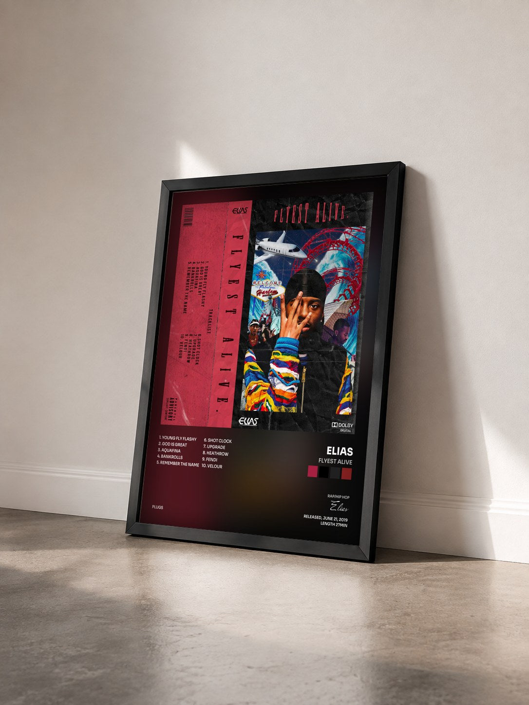 #noir Tableau de l'album Flyest Alive de Elias vu de trois quarts, cadre noir