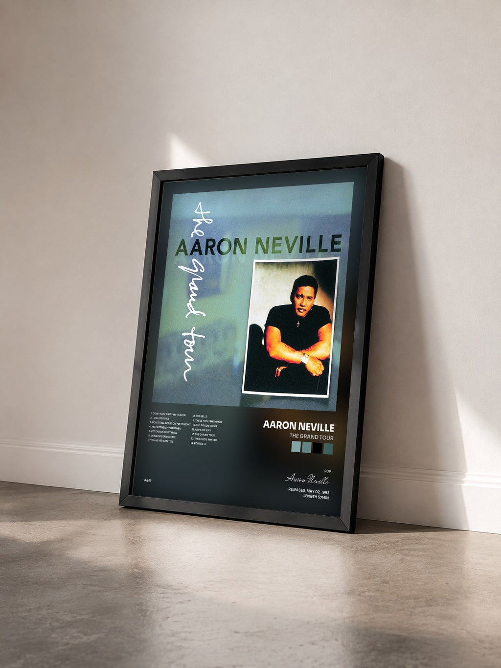 #noir Tableau de l'album The Grand Tour de Aaron Neville vu de trois quarts, cadre noir
