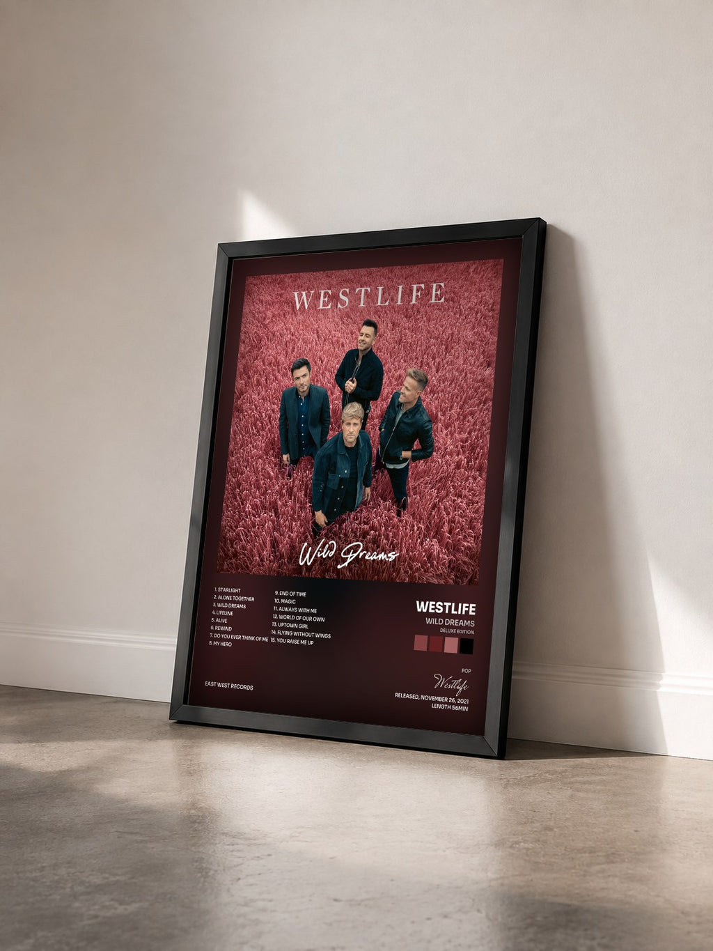 #noir Tableau de l'album Wild Dreams (Deluxe Edition) de Westlife vu de trois quarts, cadre noir