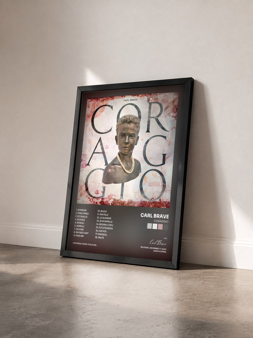 #noir Tableau de l'album Coraggio de Carl Brave vu de trois quarts, cadre noir