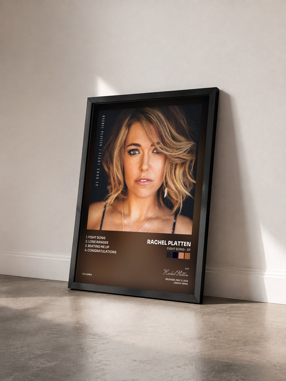 #noir Tableau de l'album Fight Song - EP de Rachel Platten vu de trois quarts, cadre noir