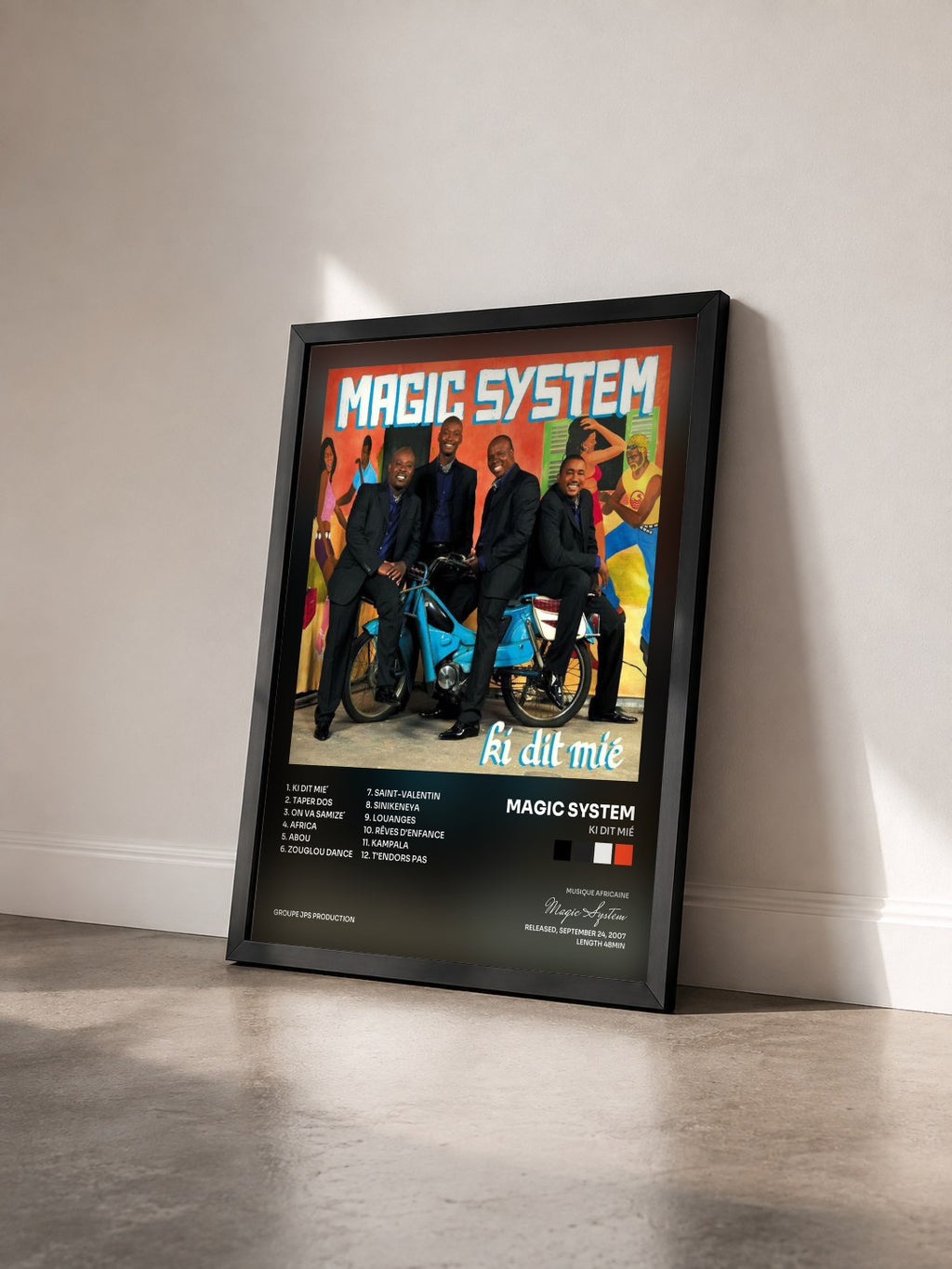 #noir Tableau de l'album Ki Dit Mié de Magic System vu de trois quarts, cadre noir