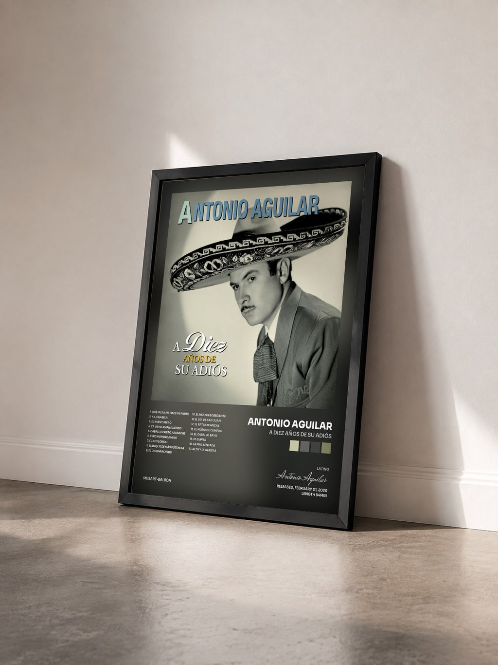 #noir A Diez Años De Su Adiós di Antonio Aguilar in stampa incorniciata vista di tre quarti, cornice nera