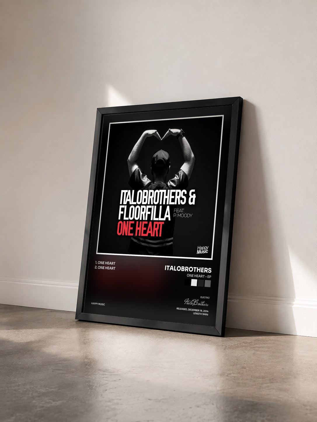 #noir Tableau de l'album One Heart - EP de ItaloBrothers vu de trois quarts, cadre noir