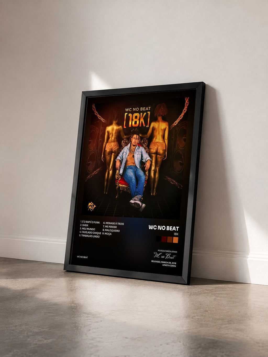 #noir Tableau de l'album 18K de WC no Beat vu de trois quarts, cadre noir