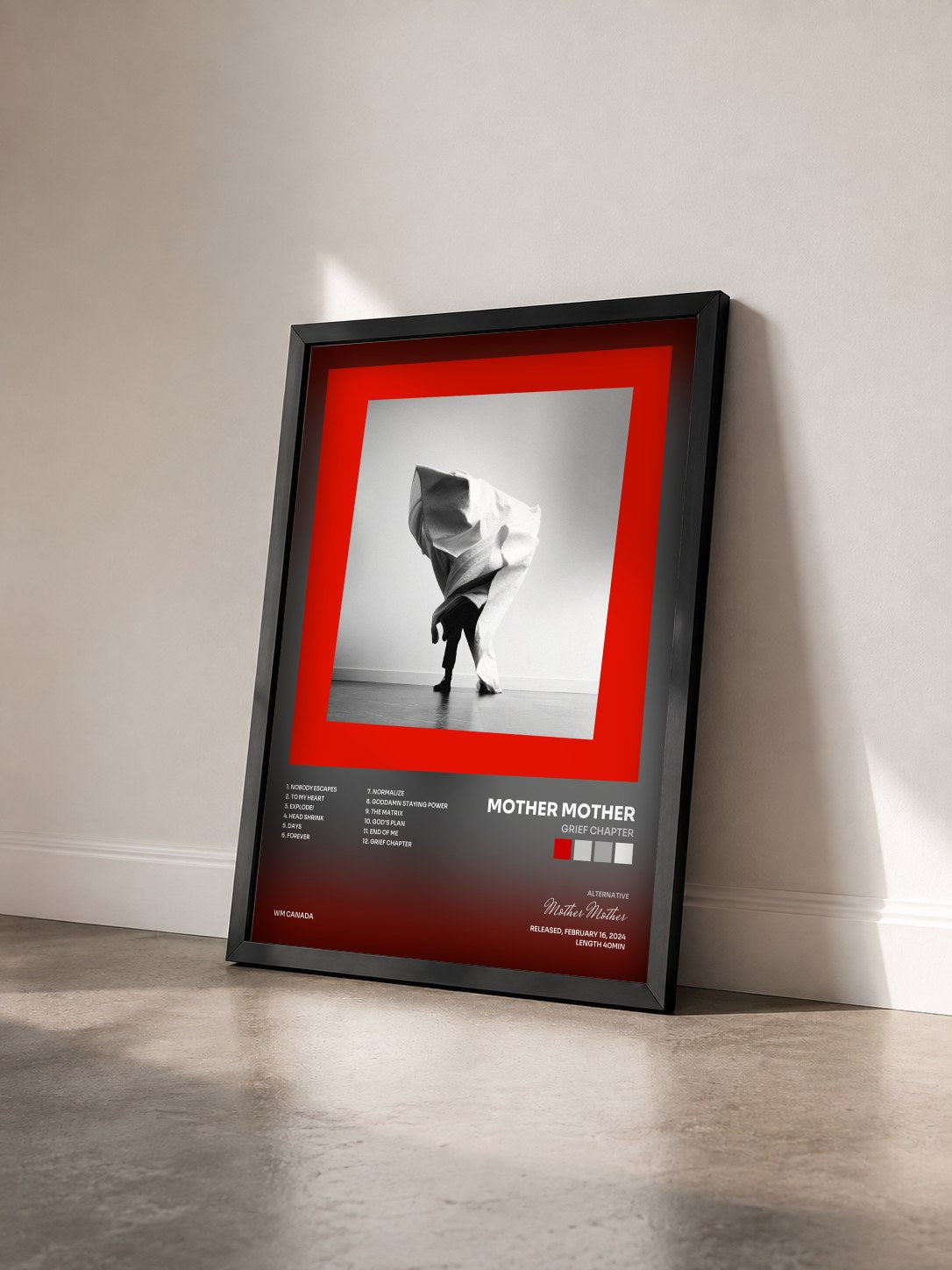 #noir Tableau de l'album Grief Chapter de Mother Mother vu de trois quarts, cadre noir