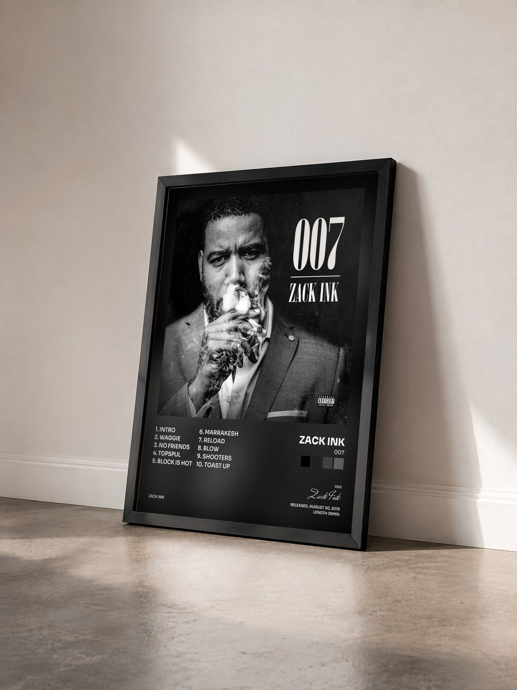 #noir Tableau de l'album 007 de Zack Ink vu de trois quarts, cadre noir