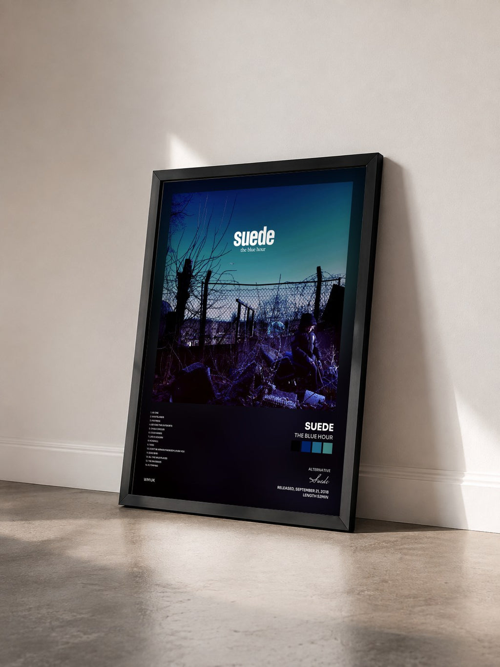 #noir Tableau de l'album The Blue Hour de Suede vu de trois quarts, cadre noir