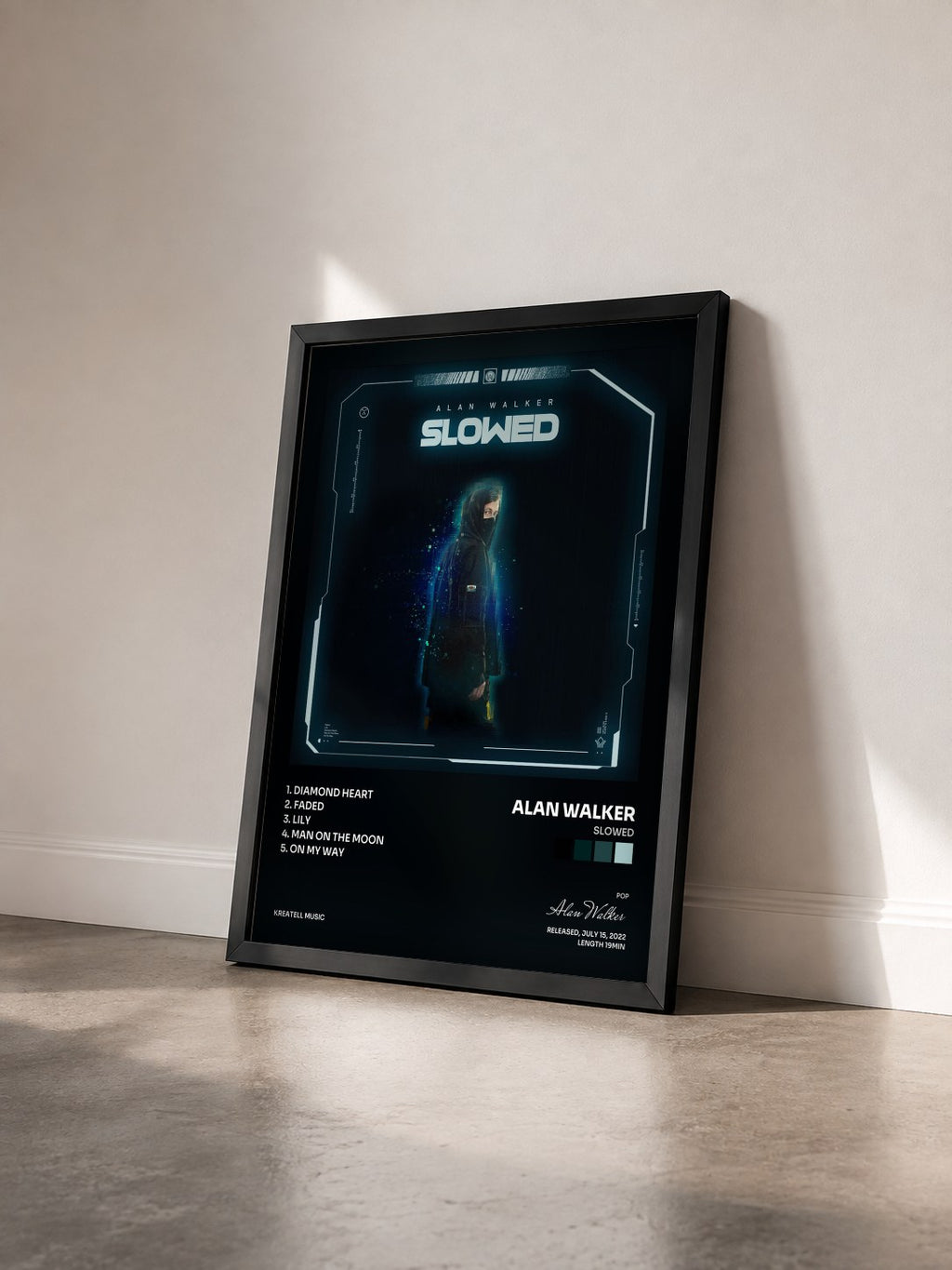 #noir Tableau de l'album Slowed de Alan Walker vu de trois quarts, cadre noir