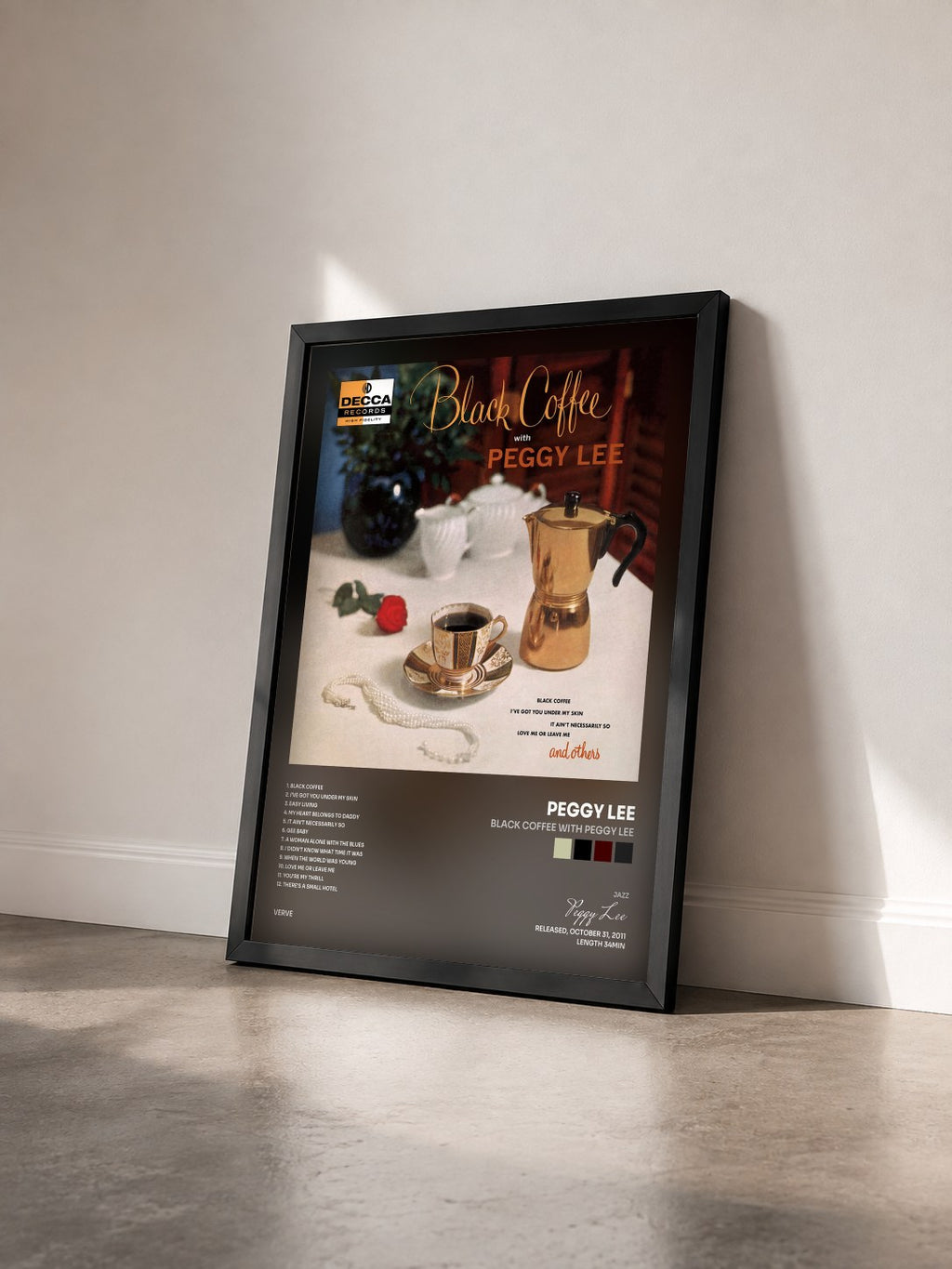 #noir Tableau de l'album Black Coffee With Peggy Lee de Peggy Lee vu de trois quarts, cadre noir