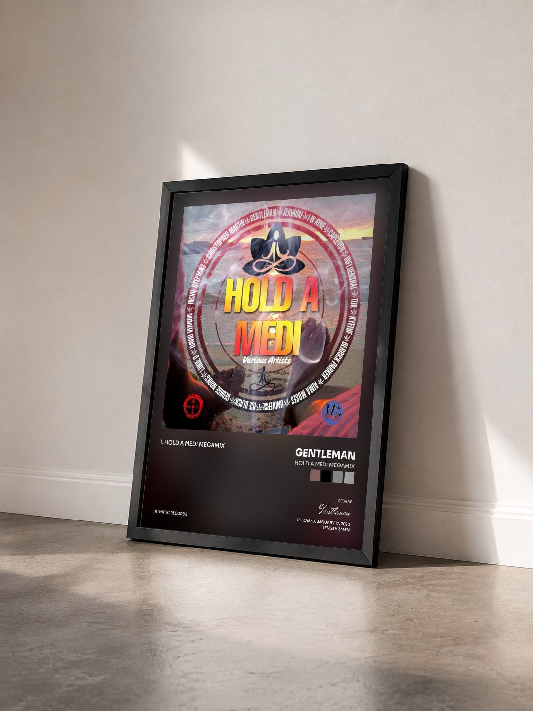 #noir Tableau de l'album Hold a Medi Megamix de Gentleman vu de trois quarts, cadre noir