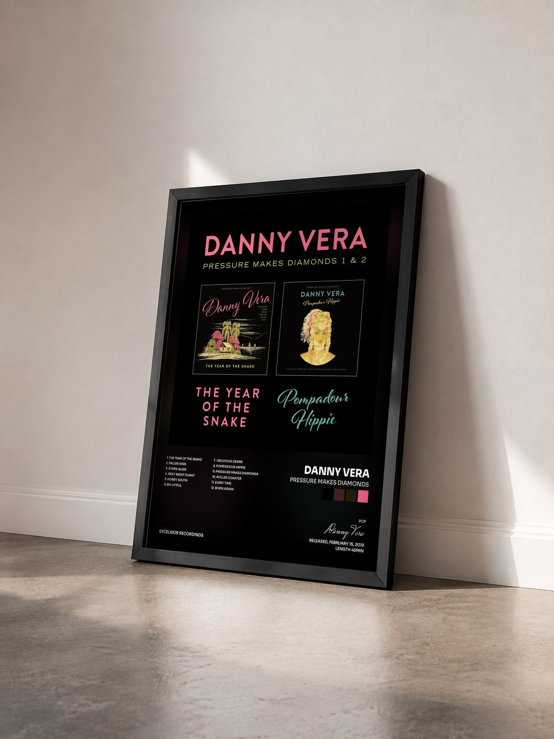 #noir Tableau de l'album Pressure Makes Diamonds de Danny Vera vu de trois quarts, cadre noir