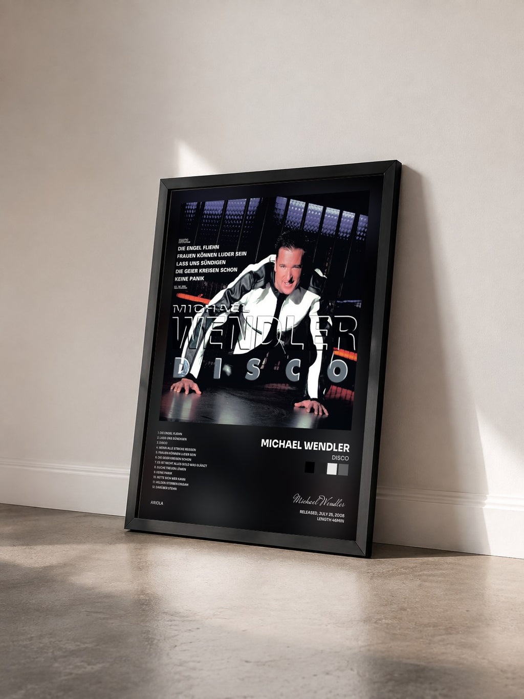 #noir Tableau de l'album Disco de Michael Wendler vu de trois quarts, cadre noir