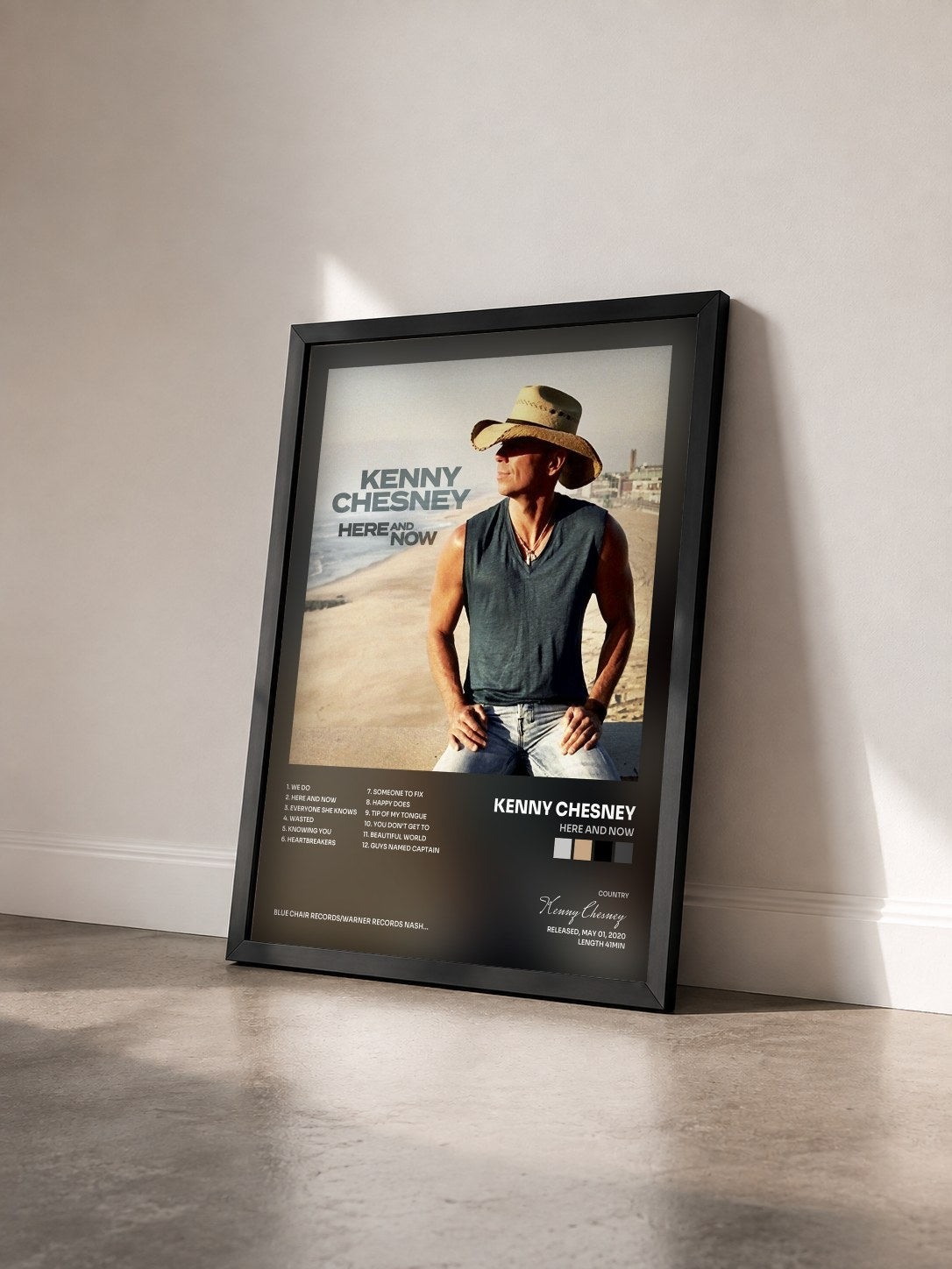 #noir Tableau de l'album Here And Now de Kenny Chesney vu de trois quarts, cadre noir