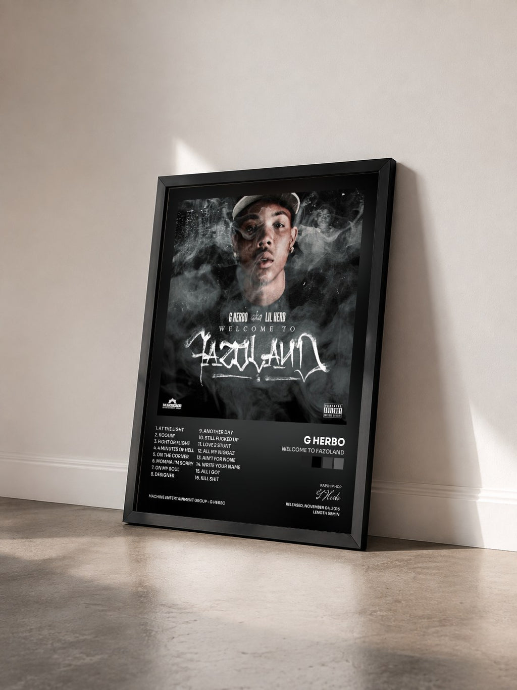 #noir Welcome to Fazoland di G Herbo in stampa incorniciata vista di tre quarti, cornice nera