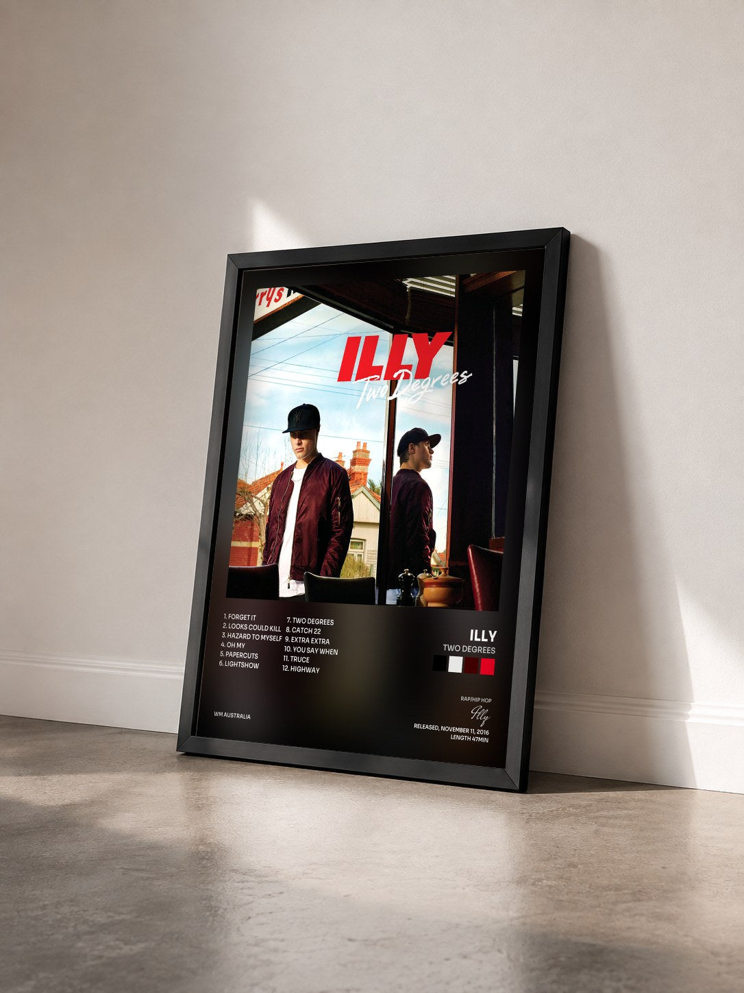 #noir Tableau de l'album Two Degrees de Illy vu de trois quarts, cadre noir