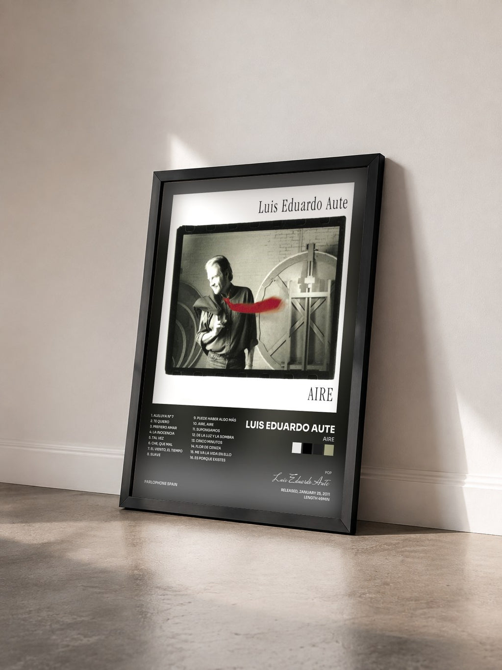 #noir Tableau de l'album Aire de Luis Eduardo Aute vu de trois quarts, cadre noir