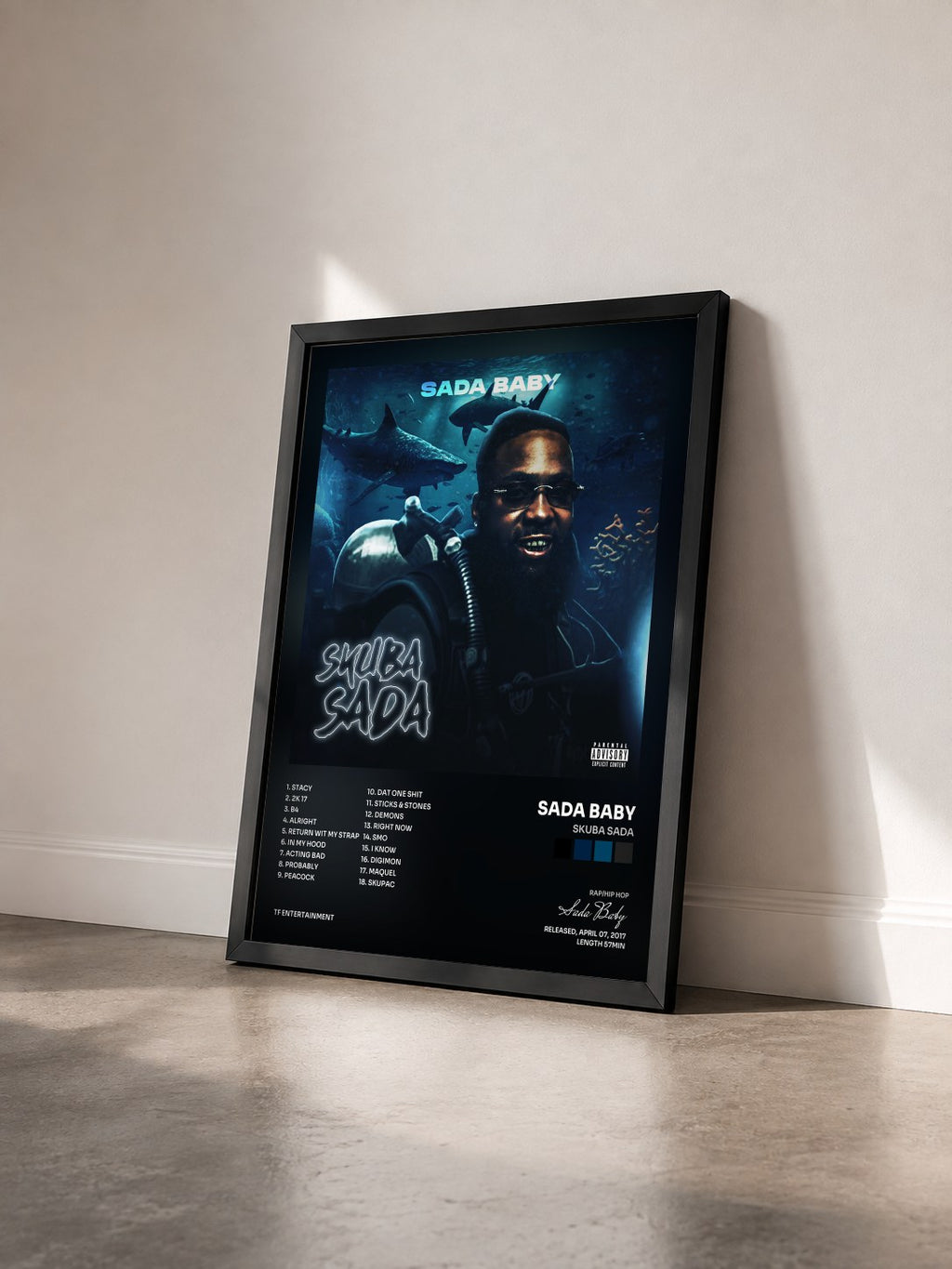 #noir Tableau de l'album Skuba Sada de Sada Baby vu de trois quarts, cadre noir