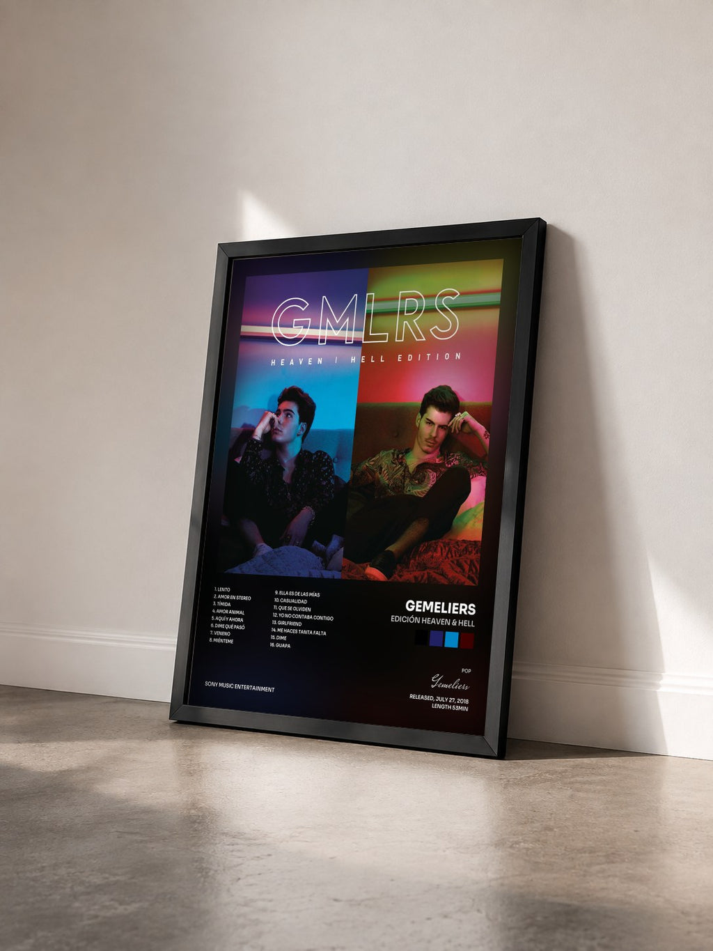 #noir Tableau de l'album Edición HEAVEN & HELL de Gemeliers vu de trois quarts, cadre noir