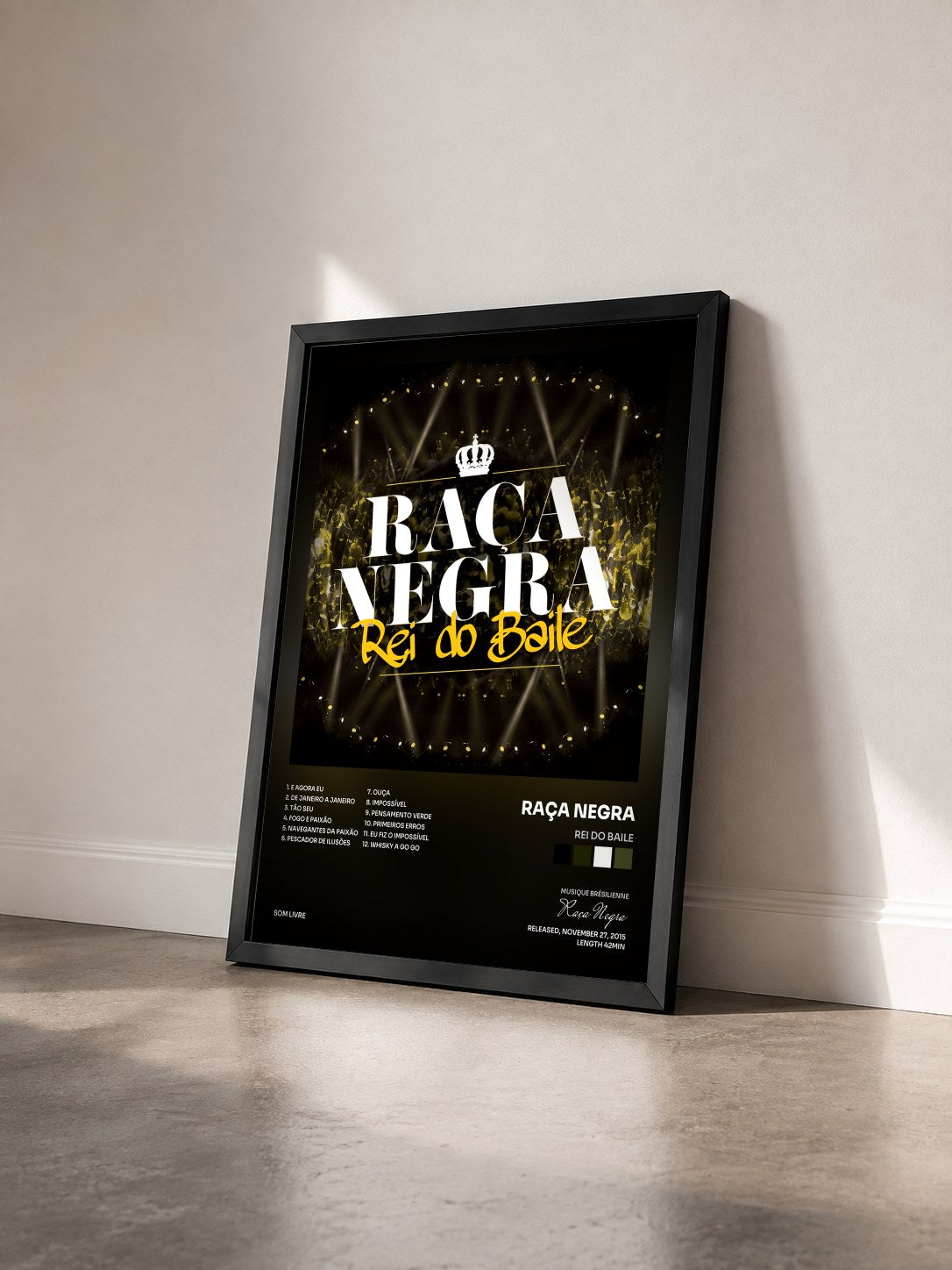#noir Tableau de l'album Rei do Baile de Raça Negra vu de trois quarts, cadre noir