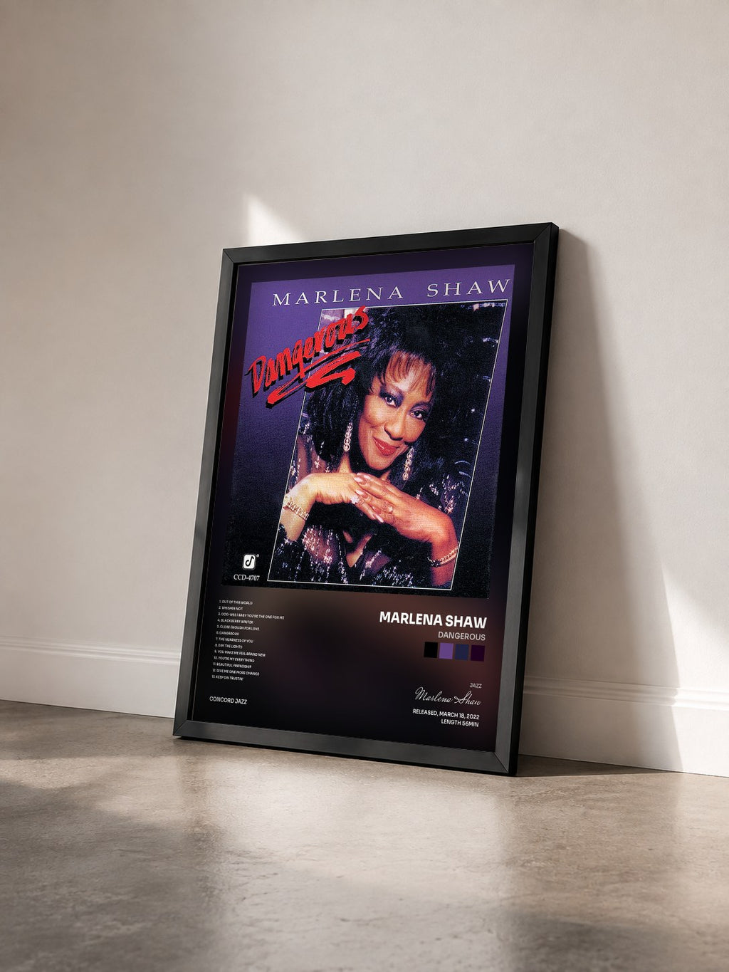 #noir Tableau de l'album Dangerous de Marlena Shaw vu de trois quarts, cadre noir