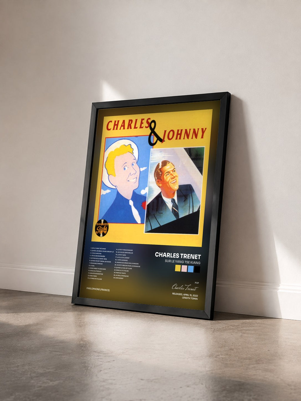 #noir Tableau de l'album Sur Le Yang Tse Kiang de Charles Trenet vu de trois quarts, cadre noir